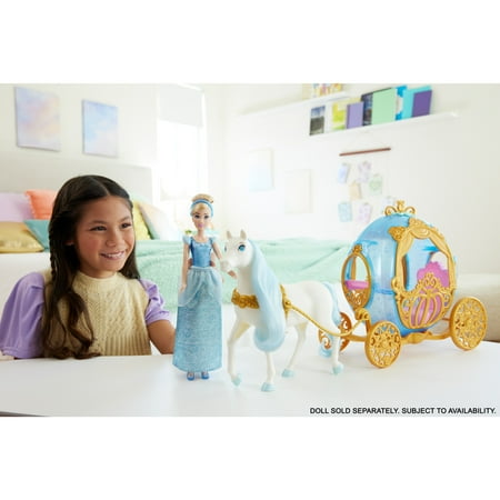Disney Princess Cinderella?s Rolling Carriage & Horse with Brushable Mane & Tail