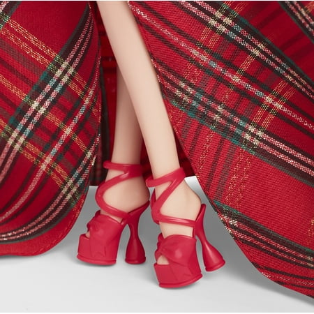 Barbie Signature 2024 Holiday Barbie Fashion Doll, Seasonal Collector Gift, Blonde with Plaid Gown