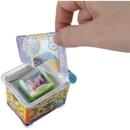 World's Smallest Micro Toy Box Series 1 Mystery Pack (5 RANDOM Figures)