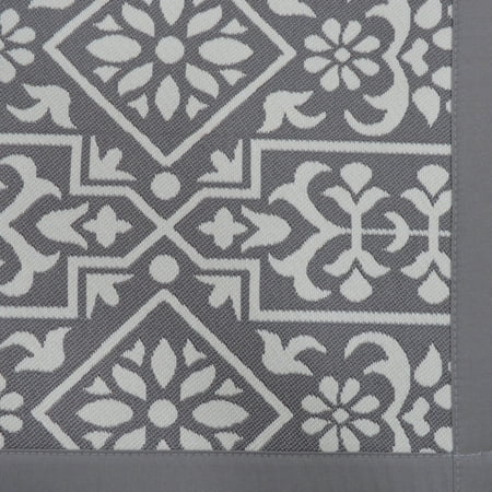 Better Homes & Gardens Polypropylene Gray Jacquard 20" x 34" Indoor Kitchen Rug