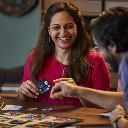 Clue Board Game, Mystery Game for Kids Ages 8 and Up, Family Games for 2-6 Players (Walmart Exclusive)