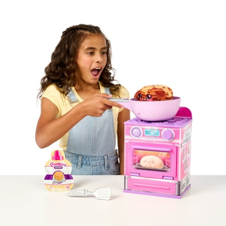 Cookeez Makery Pancake Treatz. Mix & Flip a Plush Best Friend! Scented, Interactive Plush, Ages 5+
