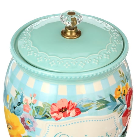 The Pioneer Woman Sweet Romance 7.4-inch Ceramic Onion Keeper with Lid