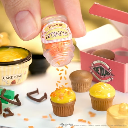 MGA's Miniverse - Make It Mini Honeydukes Harry Potter Mini Collectibles, Blind Pack, Diy, Resin, Replica Food, Not Edible, Collectors, 8+