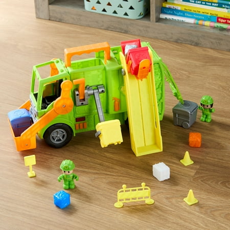 Kid Connection Recycling Truck Play Set with Lights and Sounds, 16 Pieces, Toddler Toy Ages 3+