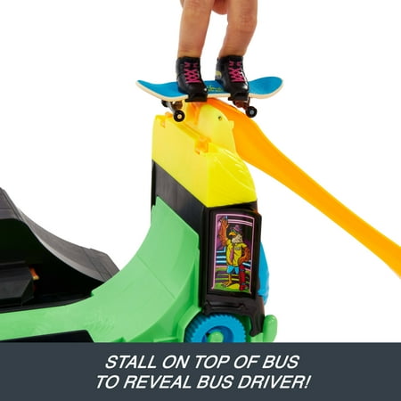 Hot Wheels Skate Tony Hawk Transforming Skate Bus with 1 Exclusive Finger Skateboard & 1 Pair of Removable Skate Shoes
