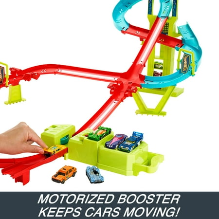 Hot Wheels Track Set, Neon Speeders Skyscraper Speed Circuit with 1 Hot Wheels Car