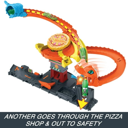 Hot Wheels City Track Set Pizza Slam Cobra Attack Playset with 1:64 Scale Toy Car for Kids, 24.51 in