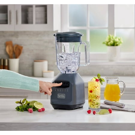 Black & Decker Ice Crush Blender with 56 Ounce (7 Cup) PerfectPour Plastic Jar, Powerful 6-Tip Stainless Steel Blade, 8-Speeds Plus Pulse, 750 Peak Watts of Power, BL2209PB