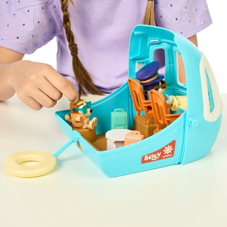 Bluey 3-in-1 Transforming Plane Playset, 25+ Sounds and Phrases, Ages 3+, Toddler Toys