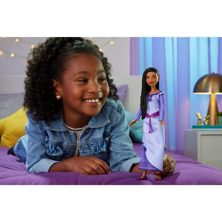 Disney?s Wish Asha of Rosas Posable 11 inch Fashion Doll and Accessories