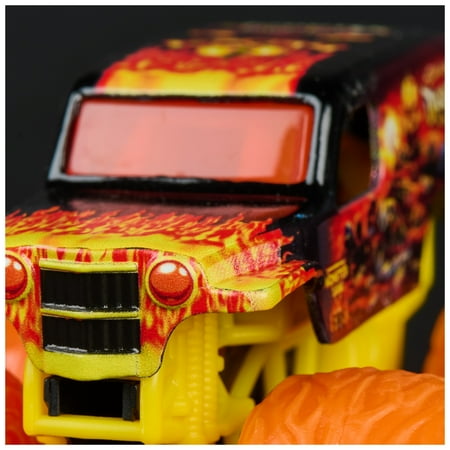 Monster Jam, Official Fire & Ice, Son-Uva Digger and Earth Shaker Die-Cast Monster Trucks, 1:64 Scale, Kids Toys for Boys Ages 3 and up