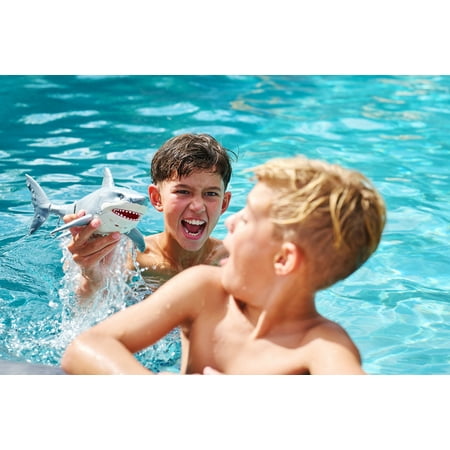 Robo Alive Great White Shark Series 1 by Zuru, Battery-Powered Robotic Light Up Shark Toy, Summer Pool Toy, Bath Toy