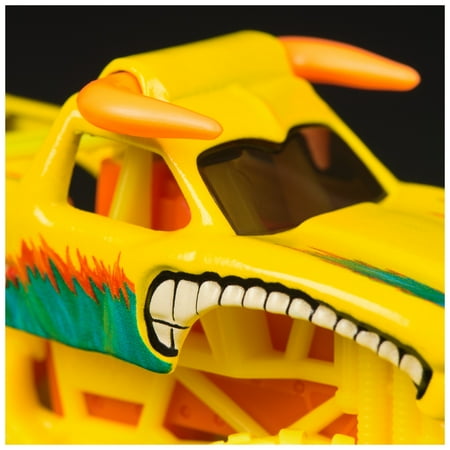 Monster Jam, Official El Toro Loco Monster Truck, Die-Cast Vehicle, 1:64 Scale, Kids Toys for Boys Ages 3 and up