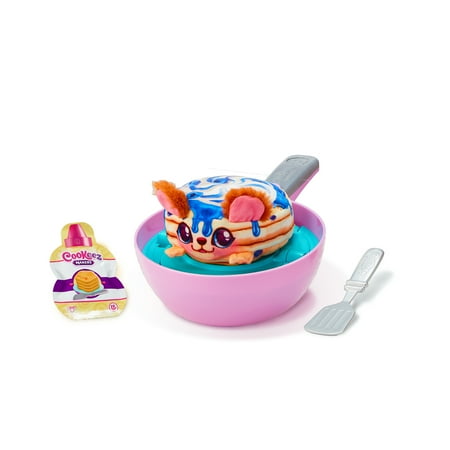Cookeez Makery Pancake Treatz. Mix & Flip a Plush Best Friend! Scented, Interactive Plush, Ages 5+