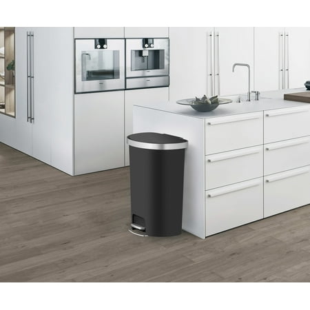 Better Homes & Gardens 14.5 Gallon Trash Can, Plastic Step On Kitchen Trash Can, Black, Black