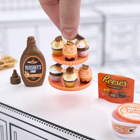 MGA's Miniverse Make It Mini Food Hershey Multi-Pack Mini Collectibles, Novelty Food Toy, Ages 8+