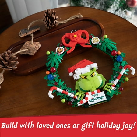 Brickcraft Grinch Wreath Brick Building Kit (523- Plastic Piece Set), Limited Edition Collectible, Christmas D?cor, Hanging Decoration, Toy Gift Idea for Boys and Girls Ages 8 Years Old and up