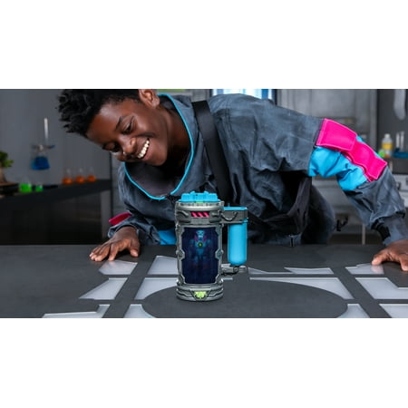 MrBeast Lab Mutators Iconic Panther Action Figure, Mutate the Ultimate Beast, Ages 5+