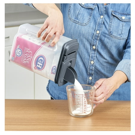 Mainstays 3.5 QT Plastic Food Dispenser, Clear with Gray Lid (1 Each) 7.5" L x 3.75" W x 9.25" H