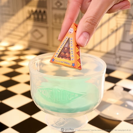 MGA's Miniverse - Make It Mini Honeydukes Harry Potter Mini Collectibles, Blind Pack, Diy, Resin, Replica Food, Not Edible, Collectors, 8+