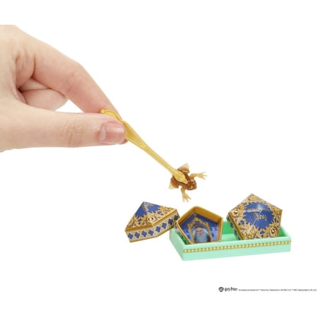 MGA's Miniverse - Make It Mini Honeydukes Harry Potter Mini Collectibles, Blind Pack, Diy, Resin, Replica Food, Not Edible, Collectors, 8+