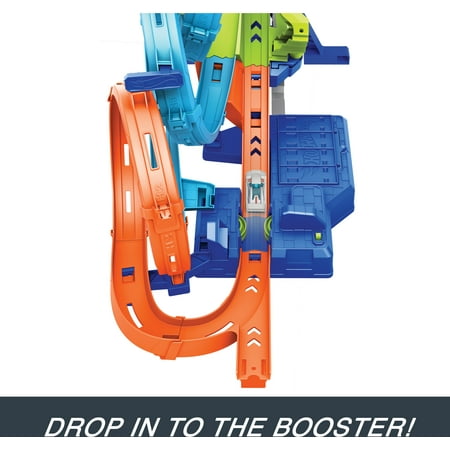 Hot Wheels Action 4-Loop Crash Out Track Set with Motorized Booster & 1:64 Scale Toy Car