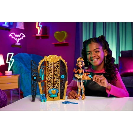 Monster High Skulltimate Secrets Monster Mysteries Playset, Cleo De Nile Doll with 19+ Surprises