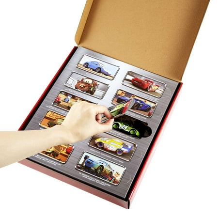 Disney Pixar Cars Die-Cast Vehicle 10-Pack, Collectible Set of 1:55 Scale Toy Cars