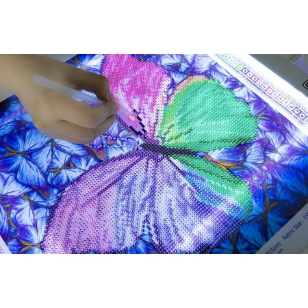 Diamond Dotz Dotzlite Everyday Light-Up Tracing Pad - Light Board for Dotting, Drawing, Crafts, LED Table for Artists, Portable Light Box for Tracing