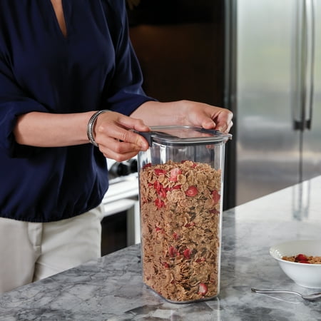 Rubbermaid Brilliance Pantry Airtight Food Storage Container, BPA-free Plastic, 16 Cup, Clear, 160cm|62.99" (10-11 years), 16 Cup