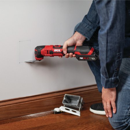 SKIL PWR CORE 20? 20V Oscillating Tool Kit with 2.0Ah Lithium Battery & Charger, OS593002