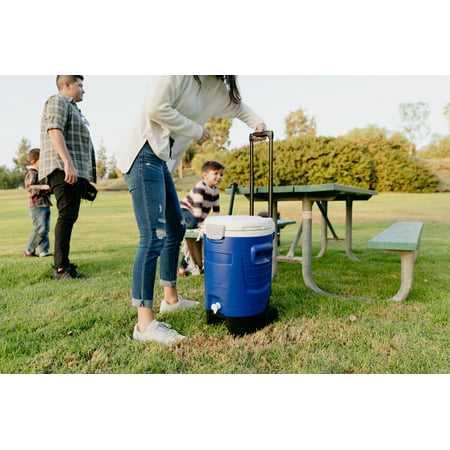 Igloo 5-Gallon Sports Rolling Water Cooler with Wheels - Blue