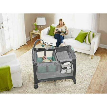 Graco Pack 'n Play Change 'n Carry Playard with Bassinet, ManorManor,