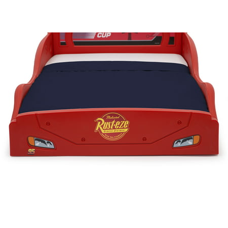 Disney Pixar Cars Lightning McQueen Plastic Sleep and Play Toddler Bed by Delta Children