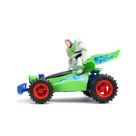 Disney Pixar Toy Story (1:24) Turbo Buggy Battery-Powered RC Car, Buzz Lightyear