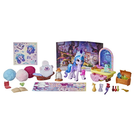 My Little Pony: A New Generation Movie Story Scenes Critter Creation Izzy Moonbow Playset