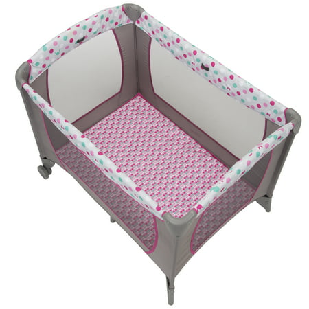 Disney Baby PY373EGF Sweet Wonder Play Yard with Bassinet, Storage, Minnie Dot, Minnie Dot Fun, One Size