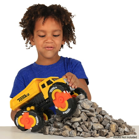 Tonka - The CLAW - Dump Truck - Lights and Sounds - Expandable Wheels