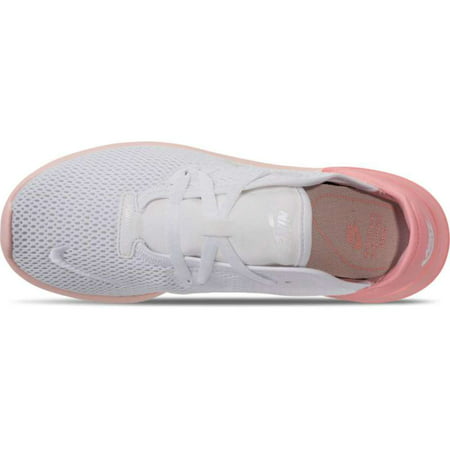 Nike Womens Hakata Fabric Low Top Lace Up, White/Bleached Coral, Size 9.0, 9